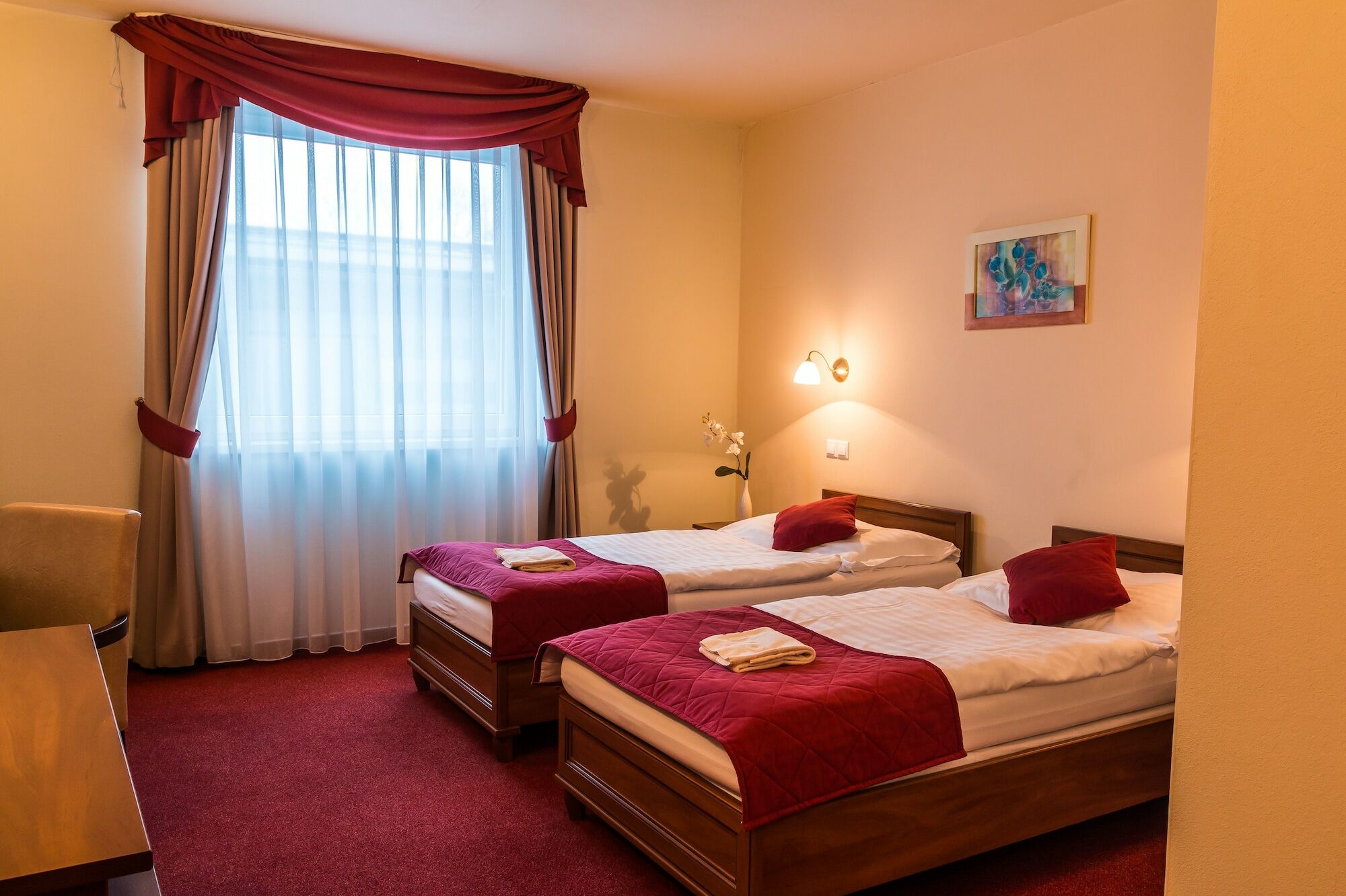 Hotel Dixon So Vstupom Do Bazena A Virivky Zdarma - Free Entrance To Pool And Jacuzzi Included Bańska Bystrzyca Zewnętrze zdjęcie